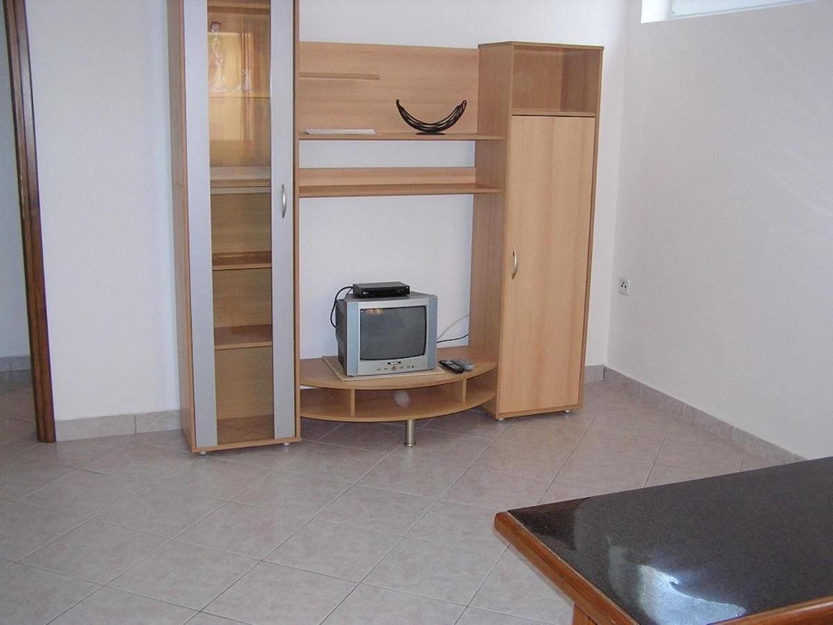 Apartment Justinic *