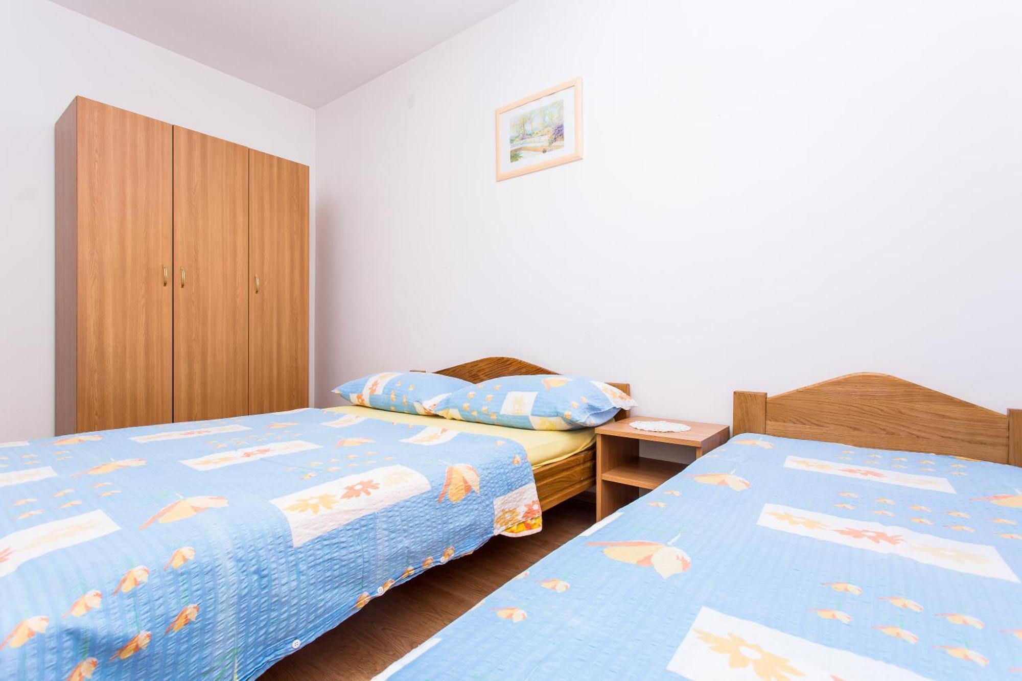 Apartment Justinic *