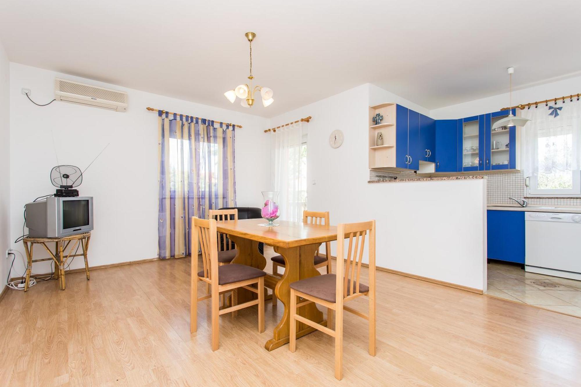 Justinic Apartment *